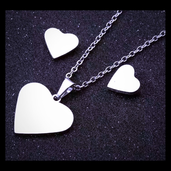 Jewelry - Silver Hearts Necklace and Earrings